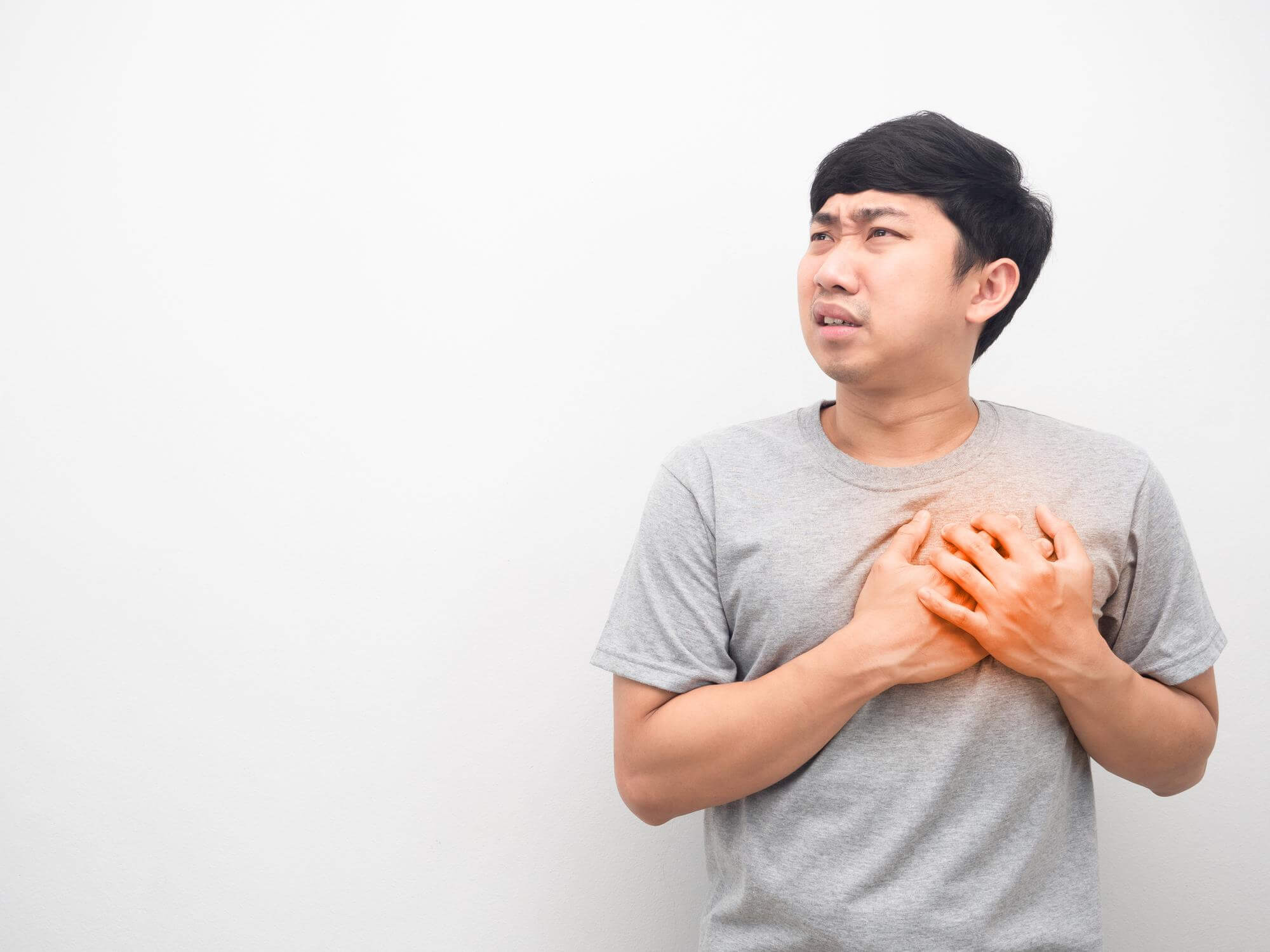 Sering Alami Dada Berdebar? Jangan Abaikan! Kenali Penyebab dan Cara Mengatasinya